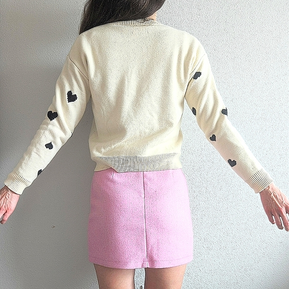 Merry Christmas Black Hearts Sweater - Picture 4 of 4